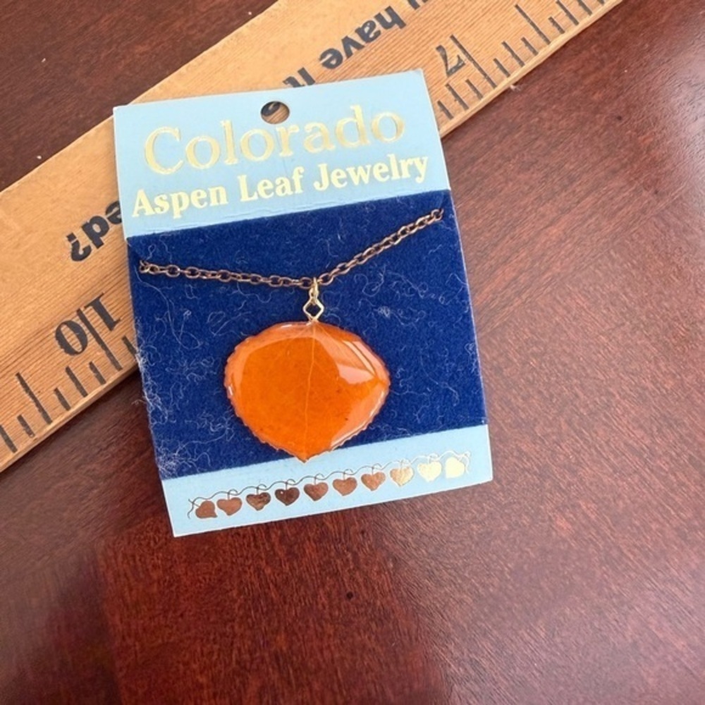 NWT Colorado Aspen Leaf Necklace